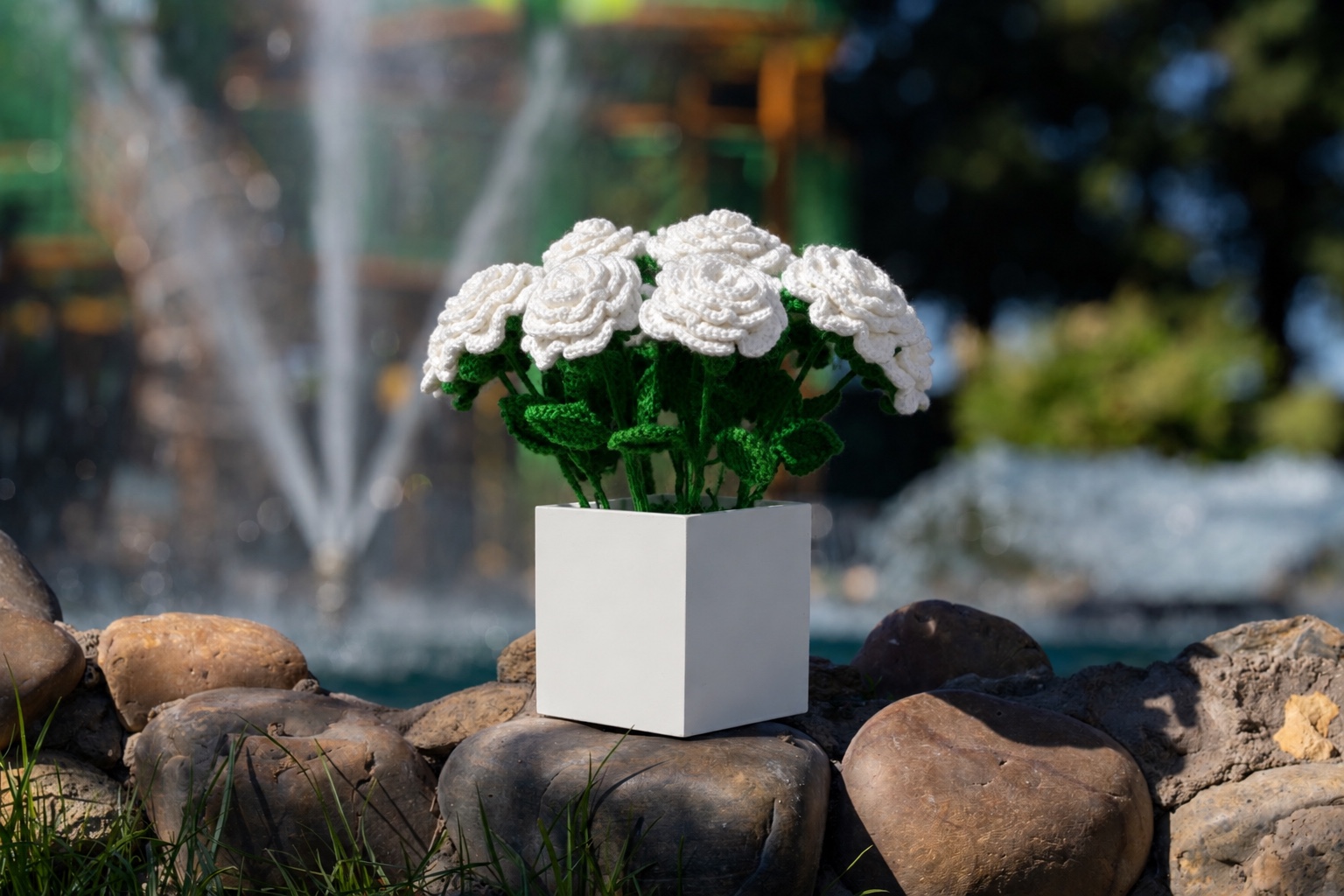 Crochet White Rose Pot